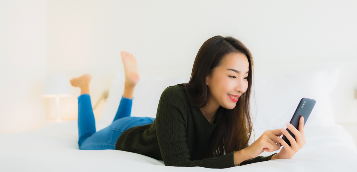Woman stop scrolling on a content