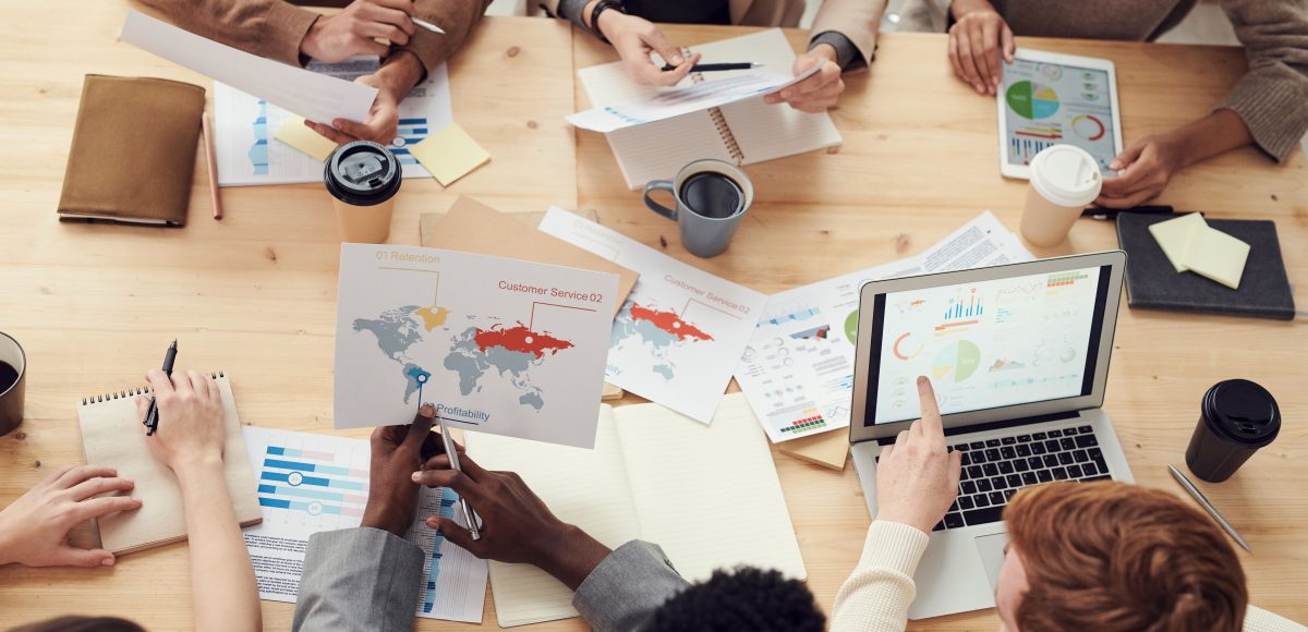 Content strategy meeting between business owners and marketing team