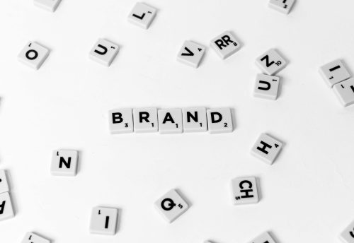 suara brand dalam komunikasi bisnis