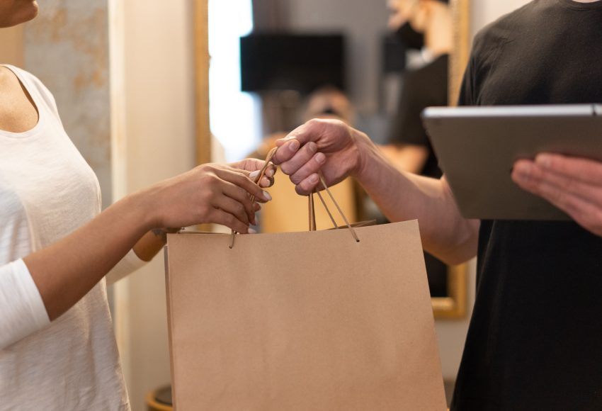 Strategi retensi pelanggan untuk mendorong pembelian ulang dan menjaga hubungan dengan customer lama